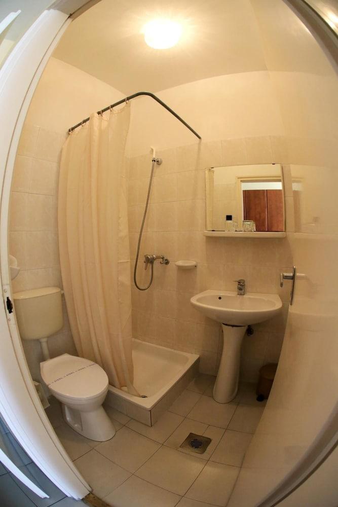 Hotel Bara Junior Budapest Eksteriør bilde