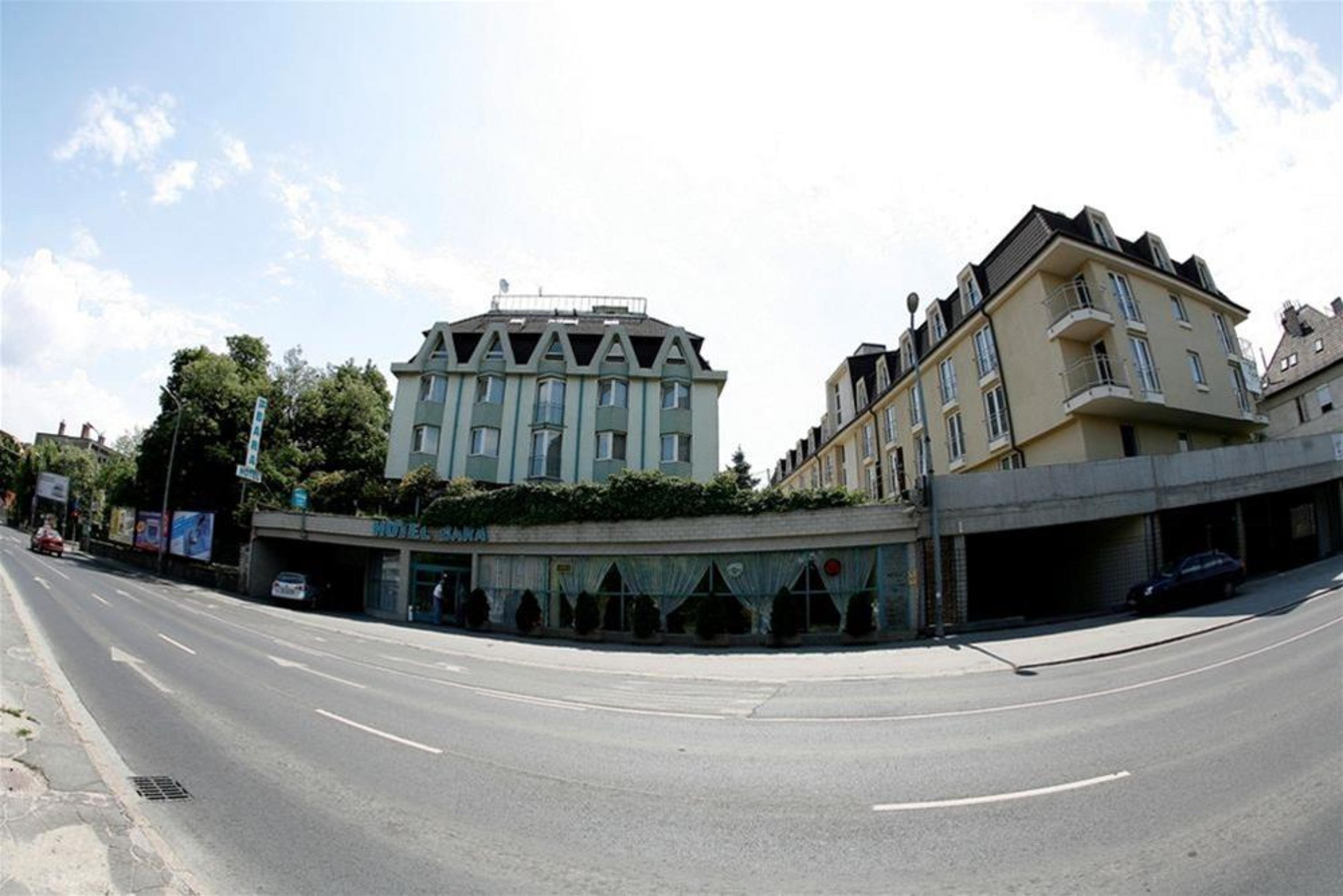 Hotel Bara Junior Budapest Eksteriør bilde