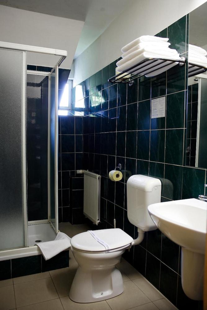 Hotel Bara Junior Budapest Eksteriør bilde
