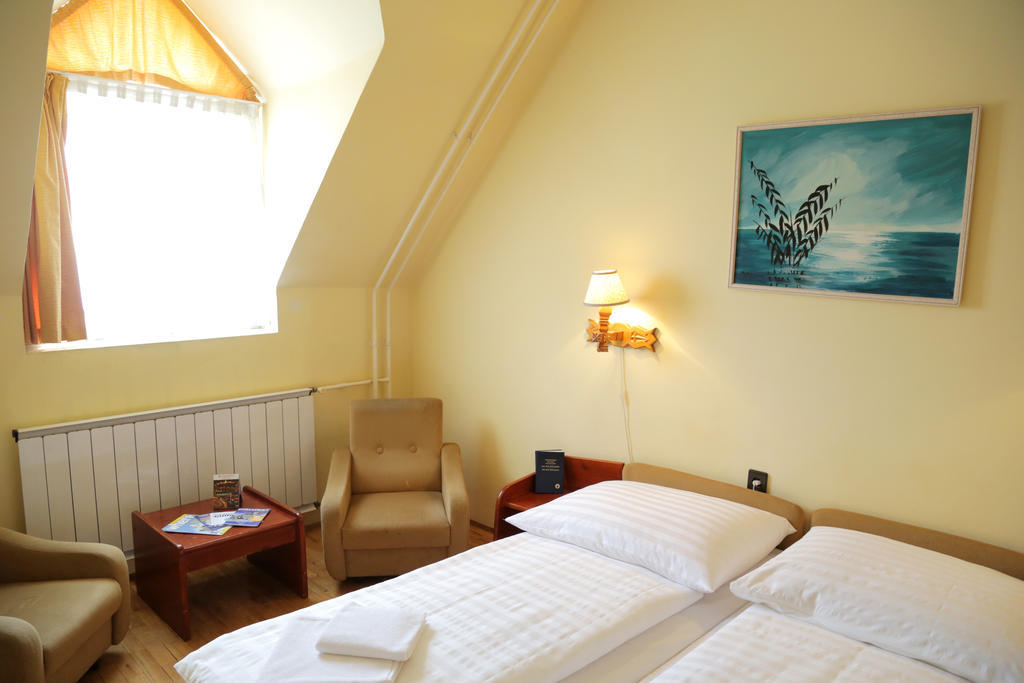 Hotel Bara Junior Budapest Eksteriør bilde